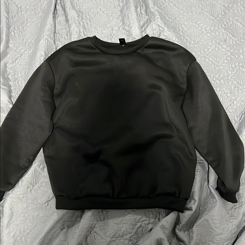 NWOT Black Sweatshirt with Silver Angel Wings - Picture 2 of 4
